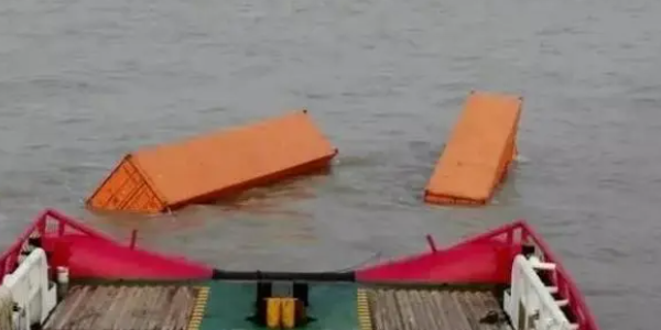 �����ü�װ�亣��������ֹ��ˮ