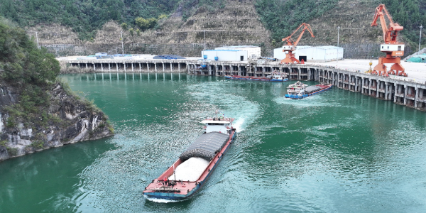 ����ۺ��˼�װ�䶩��Ӫҵ��ͨ