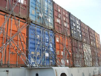 22��¥�ߵĺ��˼�װ�䴬�粨������������ʲôԵ��ԭ����